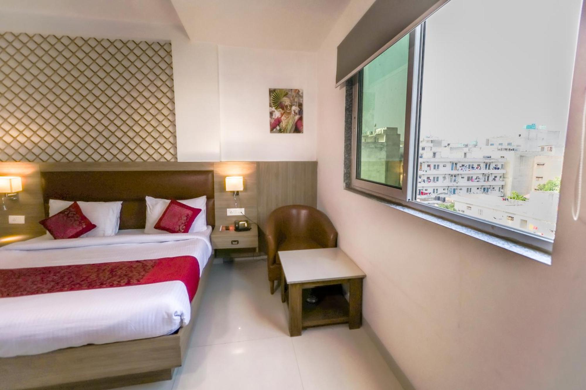 Elevate Hotel