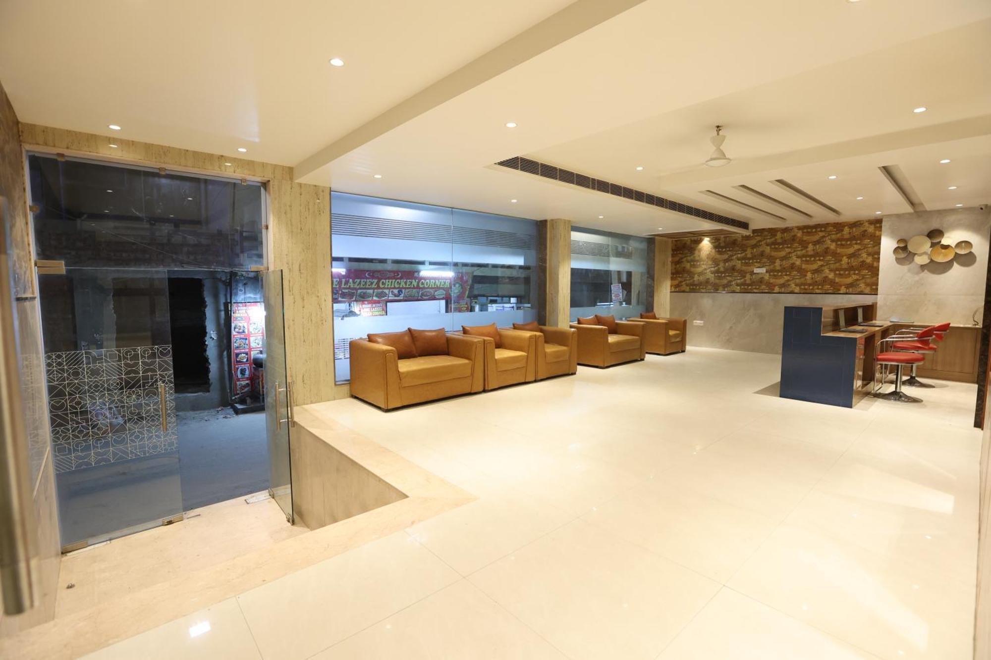 Elevate Near Delhi Airport 4*