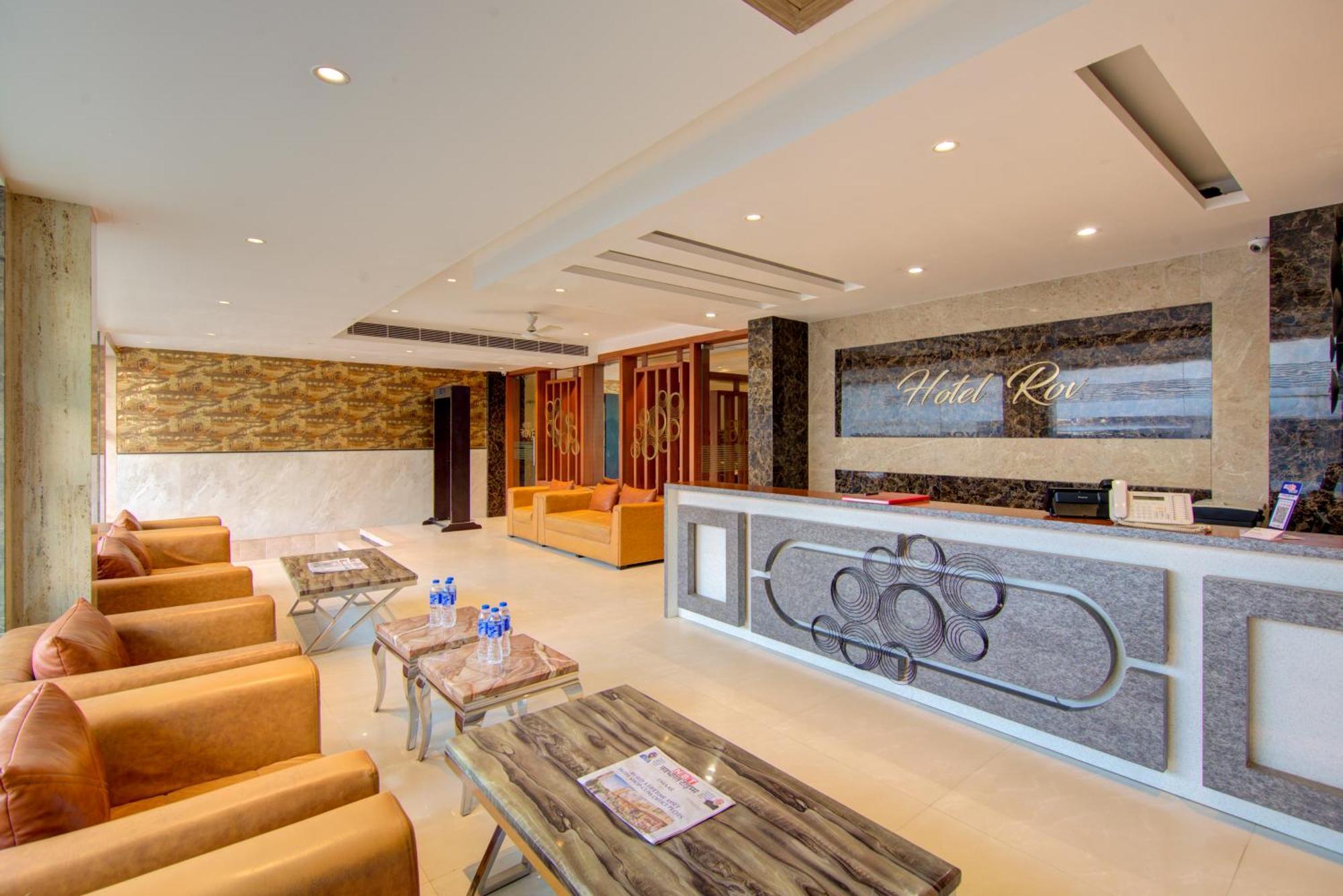 Elevate Near Delhi Airport 4* New Delhi
