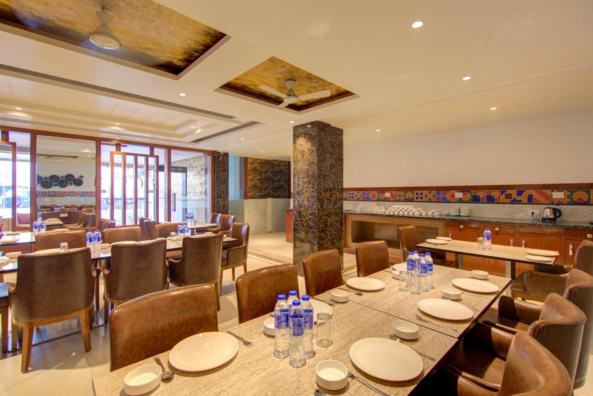 Elevate Near Delhi Airport 4* New Delhi