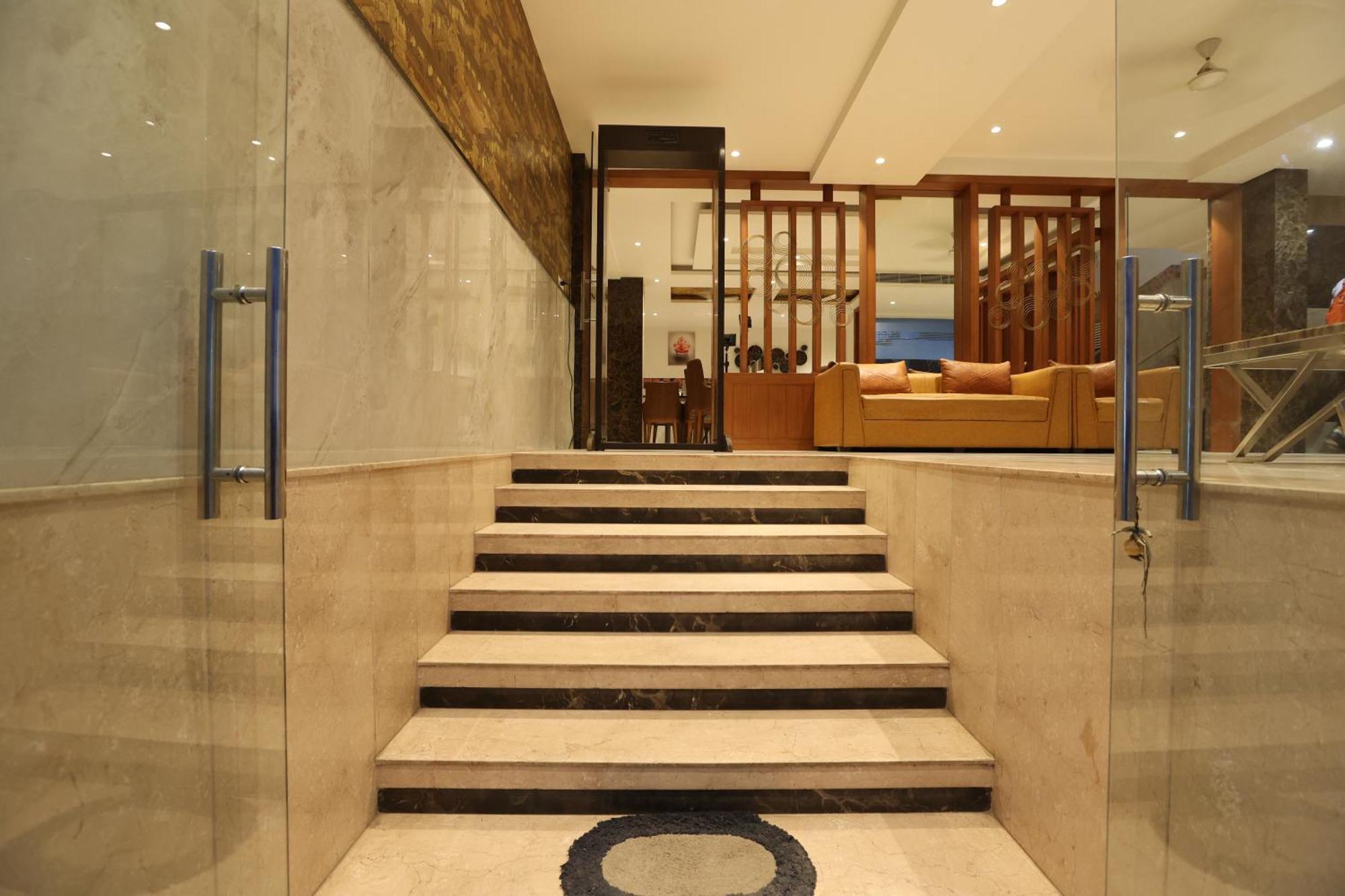Elevate Near Delhi Airport Hotel New Delhi