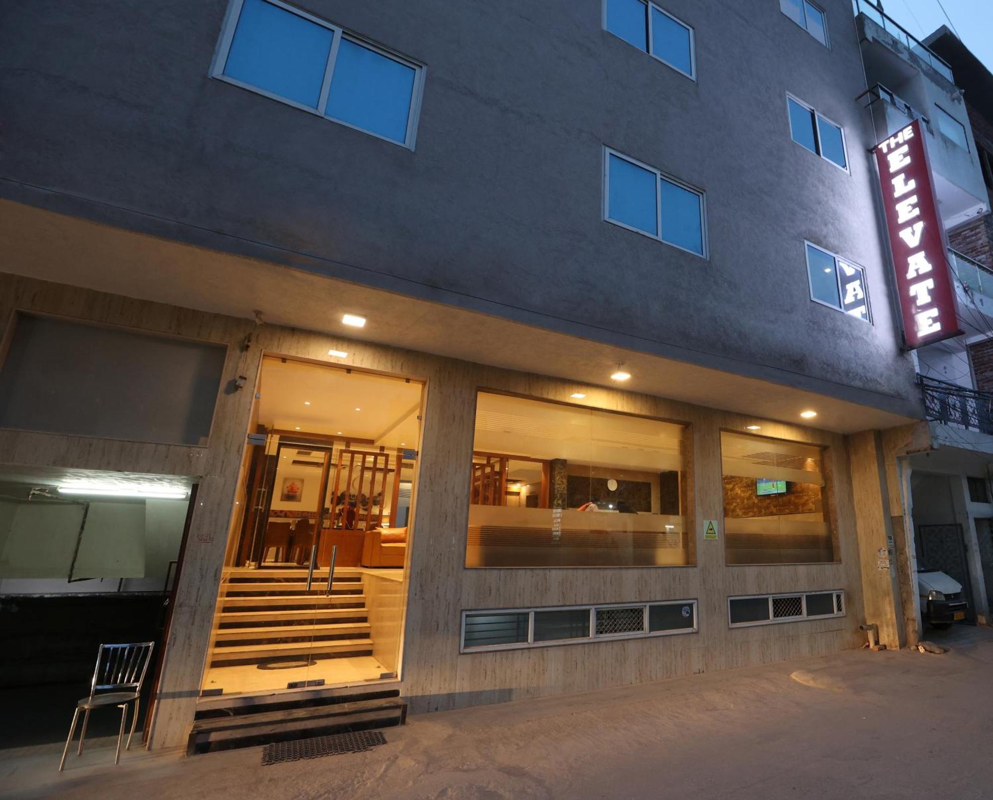 Elevate Near Delhi Airport Hotel