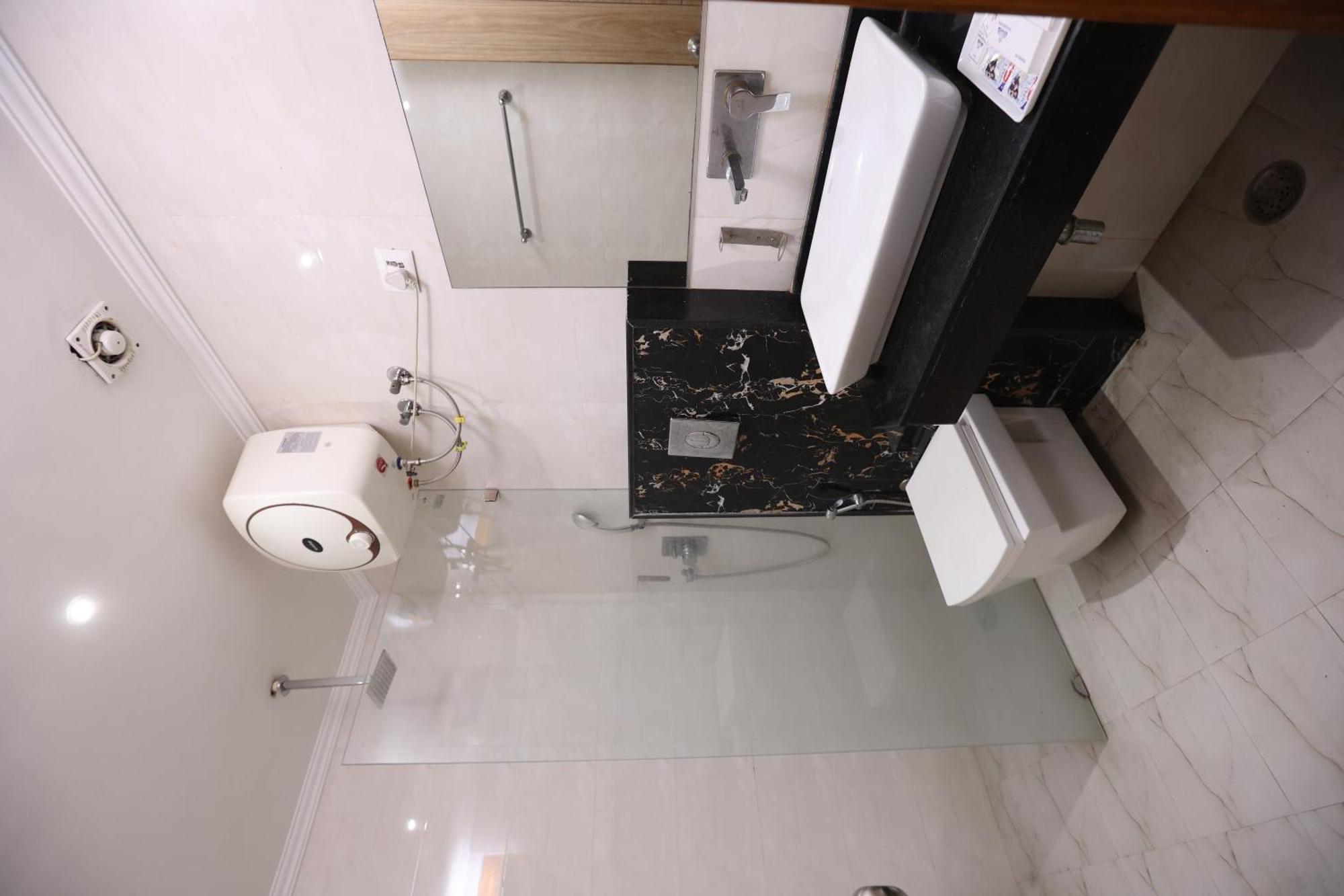 Elevate Near Delhi Airport Hotel New Delhi